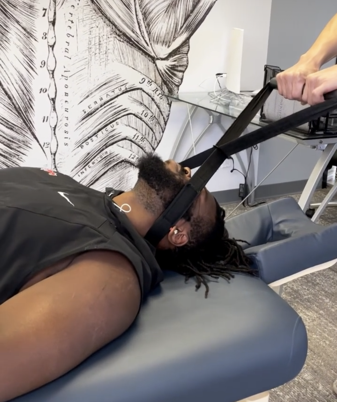 Y Strap Decompression Traction